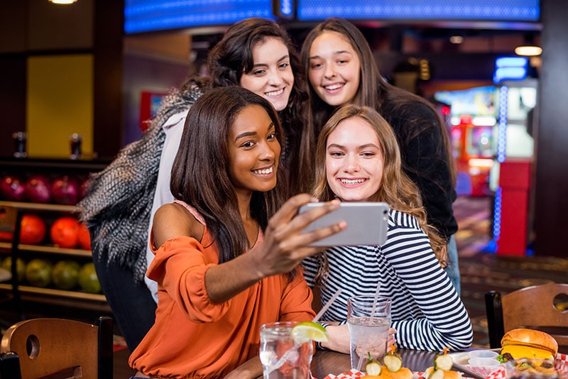 adult women bowling